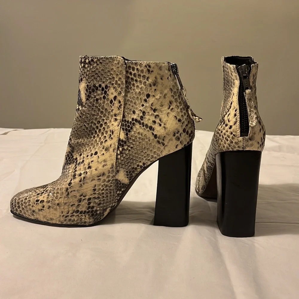 Snake skin booties - Picture 2 of 2